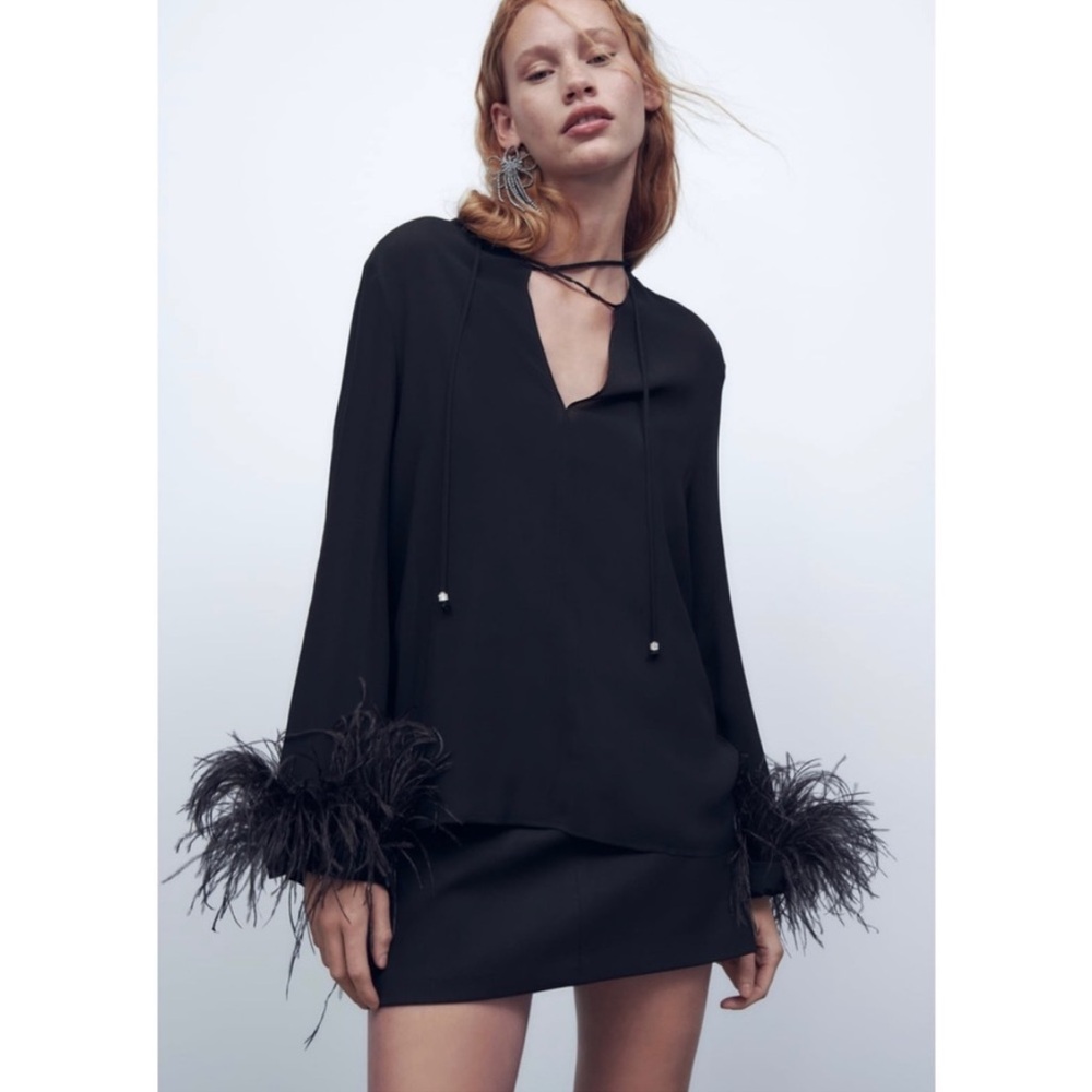 Zara feathered flowy blouse SIZE XS